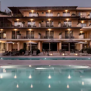 Resort Luna Minoica And Montallegro