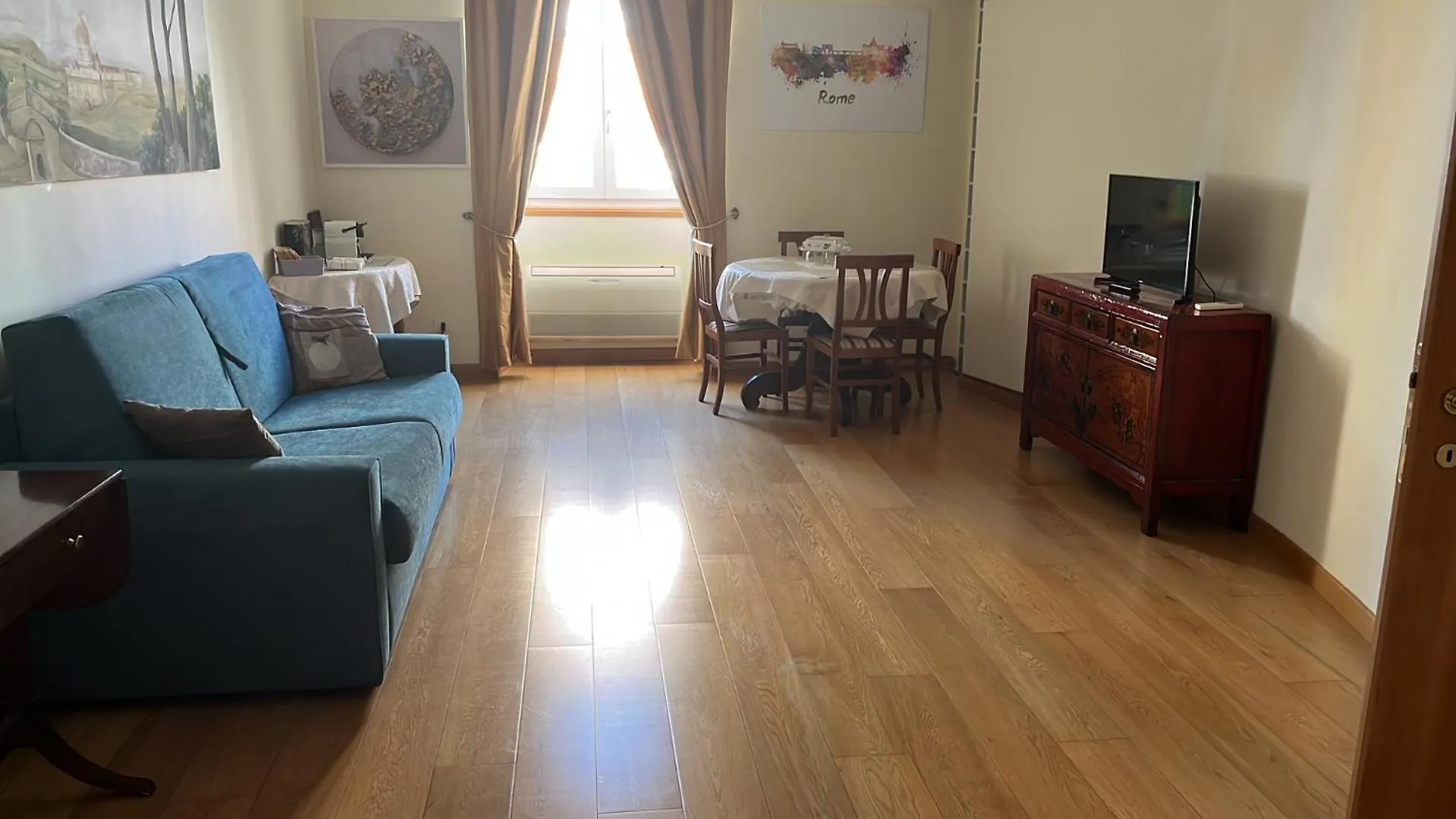 I Prati Di Roma Suites 3*,